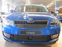 Maskisuoja Skoda Octavia 2013-2016, etututkalla