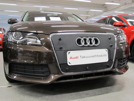 Maskisuoja Audi A4 2008-2011