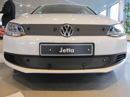 Maskisuoja Volkswagen Jetta 2011-2014